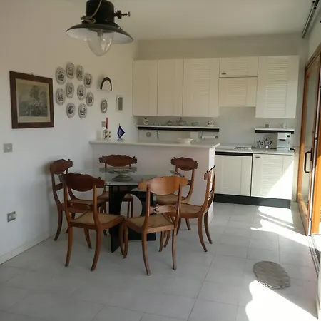 Porto Azzuro 6 Beds * Porto Azzurro